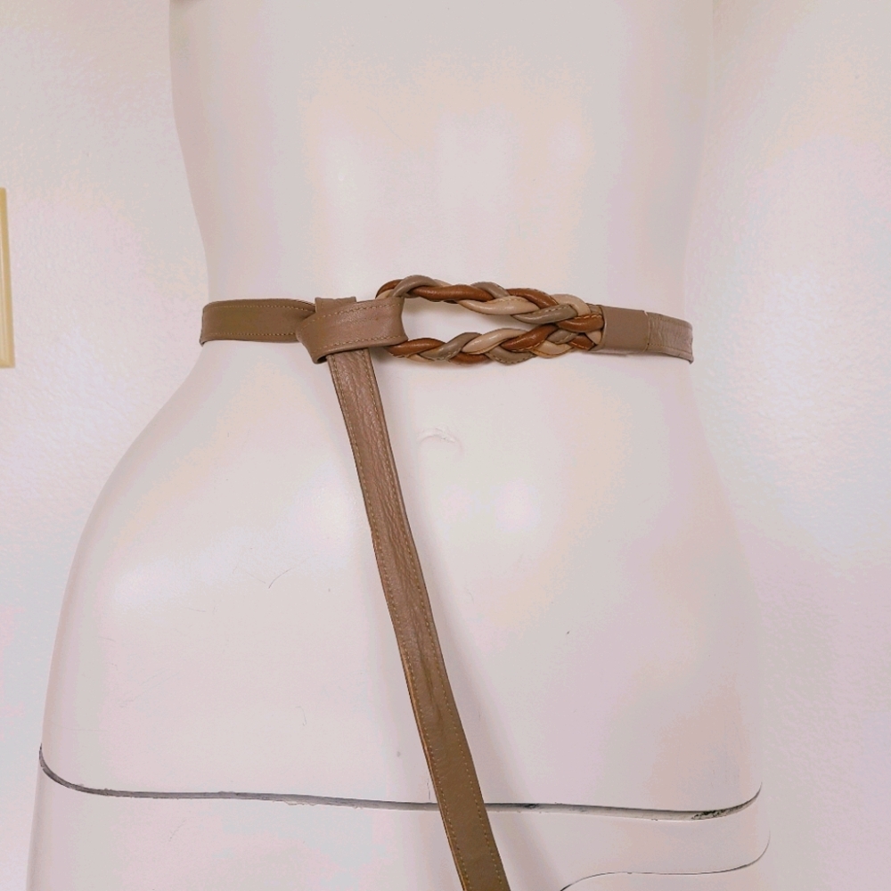 Morris Moskowitz genuine leather belt sz. S